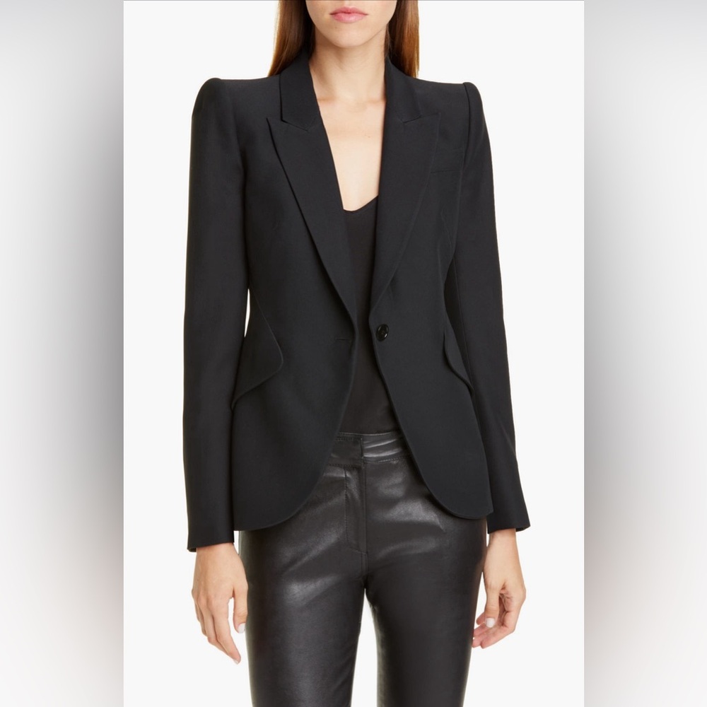 Alexander McQueen Leaf Crepe Jacket, LIKE NEW, Black, 10